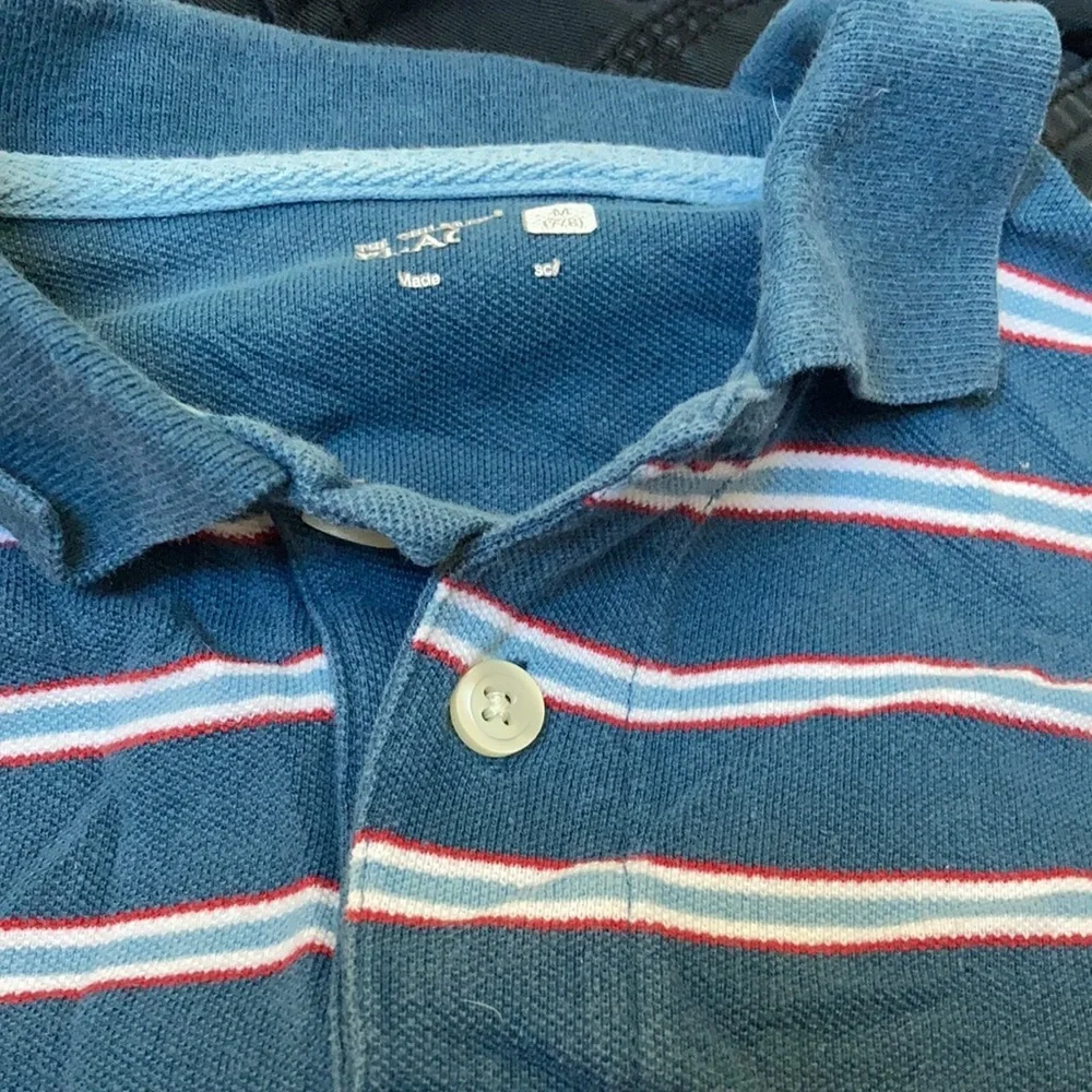 Boy’s the children’s place polo shirt medium